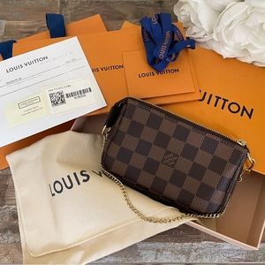Louis Vuitton Mini Pochette Accessoires